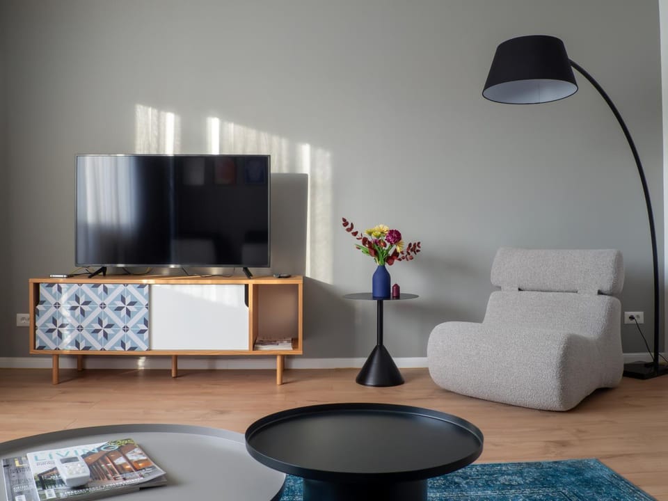 Communal lounge/ TV room, Living room