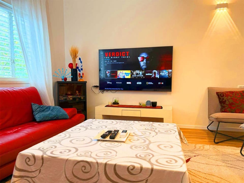 TV and multimedia, Living room