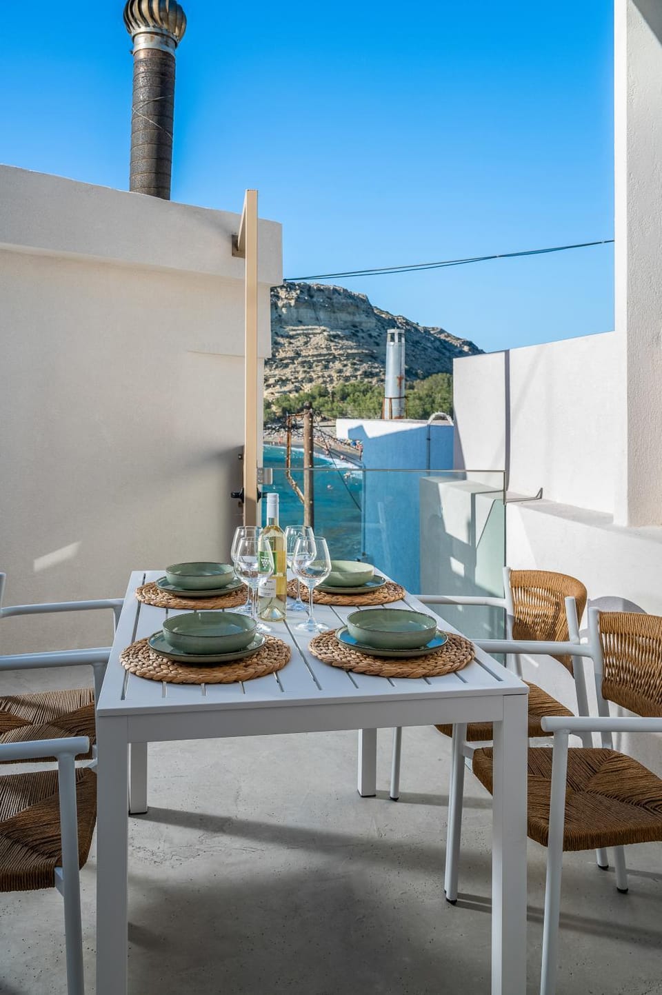 View (from property/room), Balcony/Terrace, Dining area