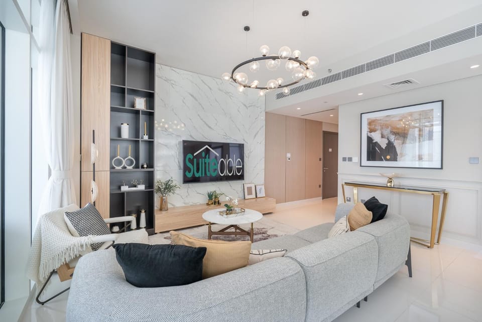 Sunrise Bay with treasure stunning harbour view by Suiteable Apartment in Dubai