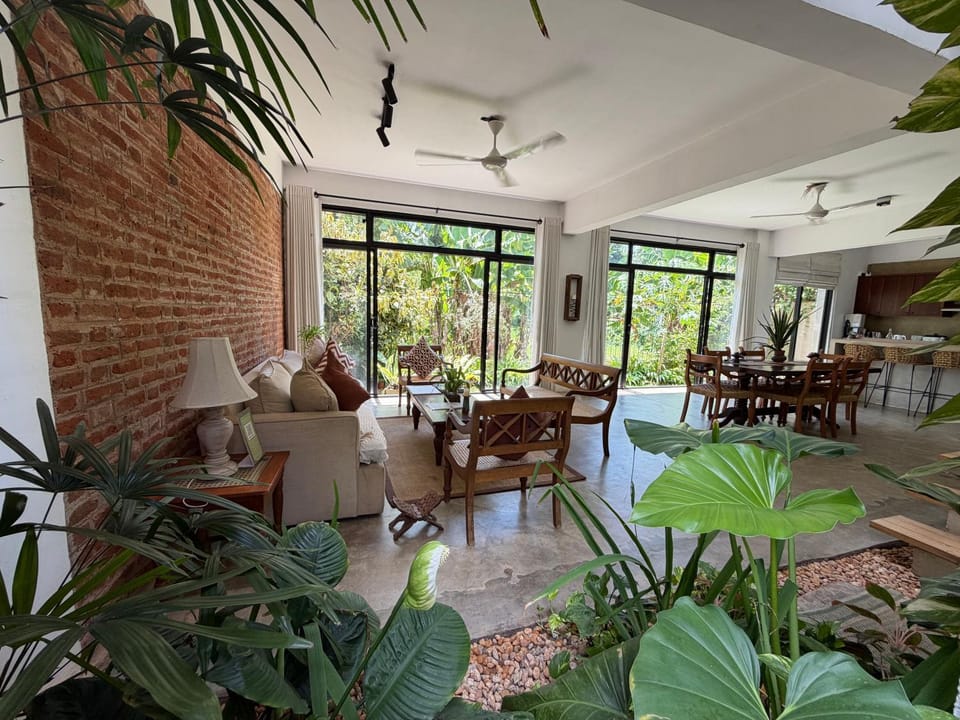 Rai Villa Colombo Bed and Breakfast in Western Province