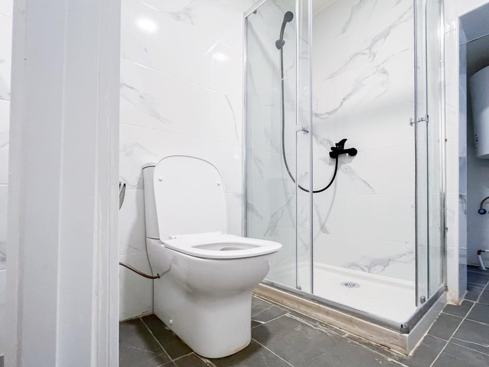 Shower, Toilet, Bathroom