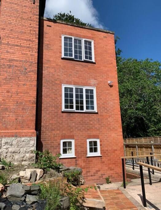 Netherton Studio Apartment 2 Apartment in Wales