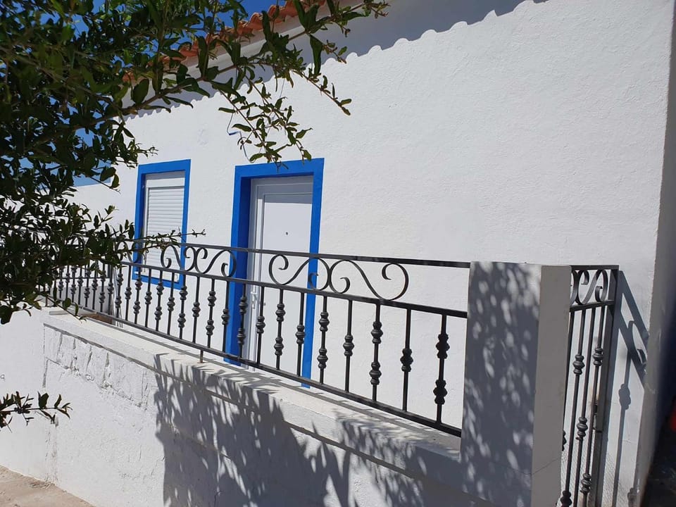 Property building, Balcony/Terrace