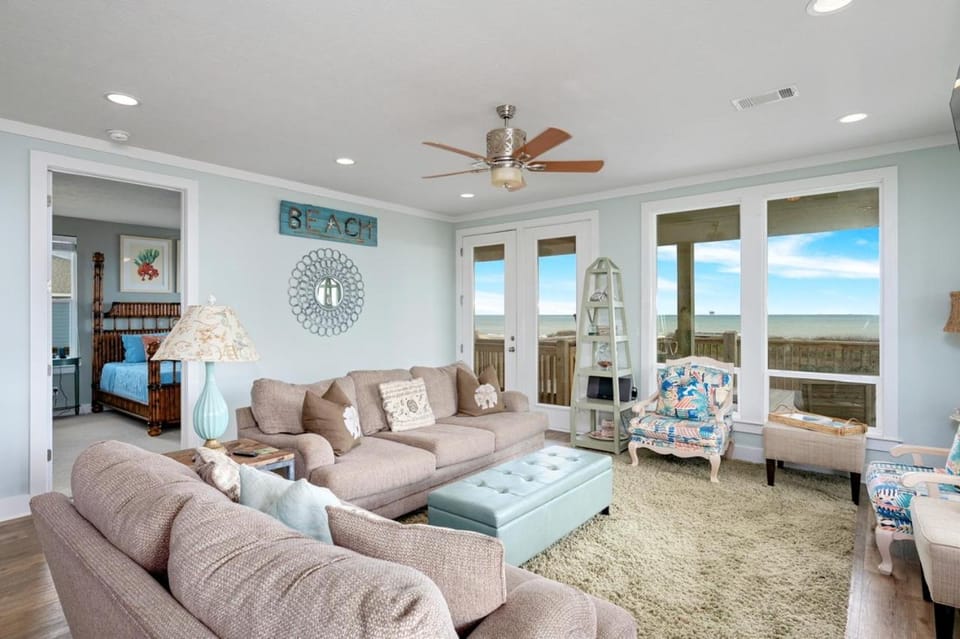 #JustAWavin' home House in Bolivar Peninsula