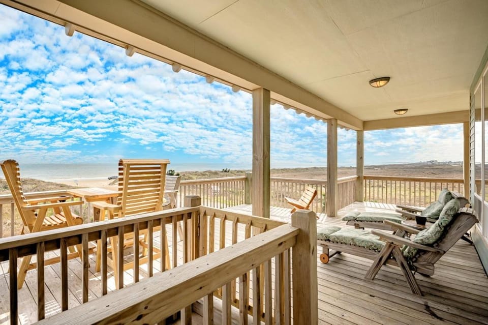 #JustAWavin' home House in Bolivar Peninsula