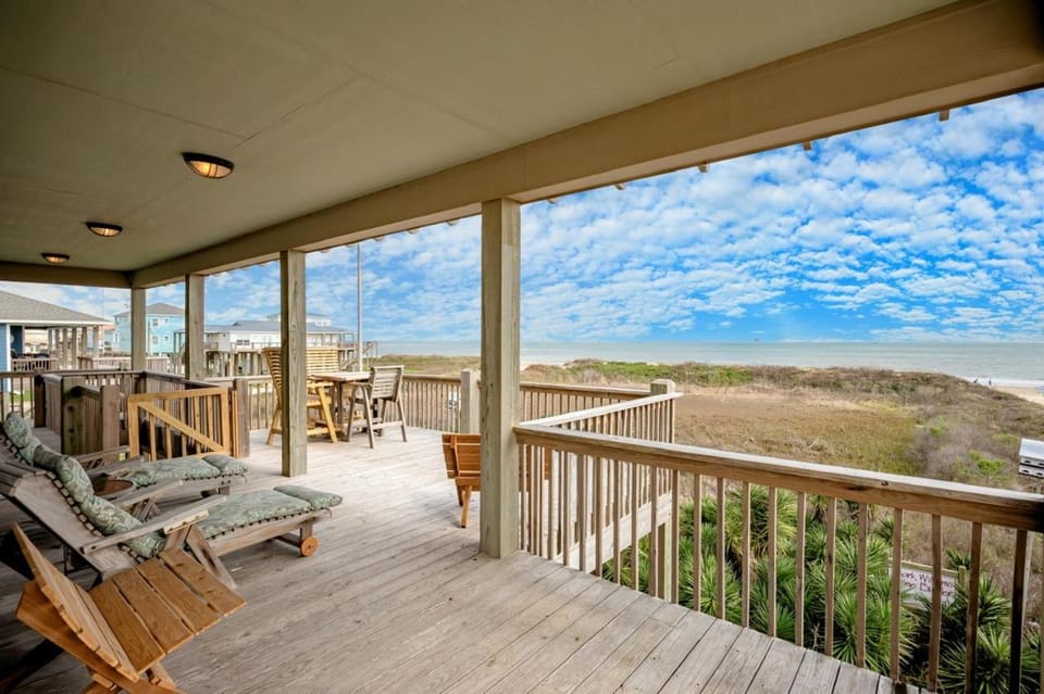 #JustAWavin' home House in Bolivar Peninsula