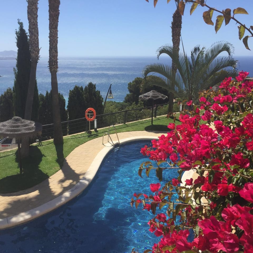 Sea view, Swimming pool
