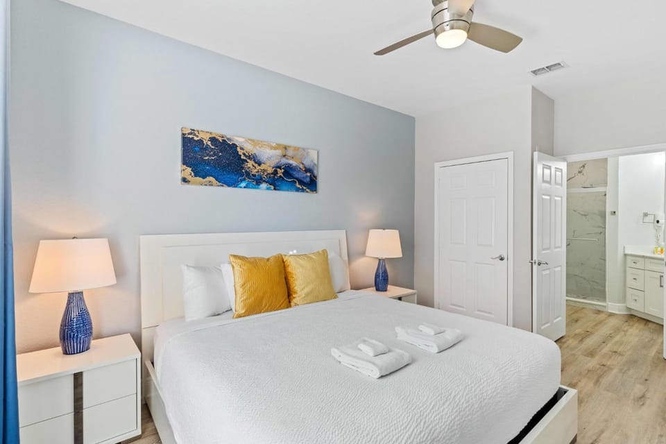 The Epic Dublin Vista Cay Orlando Apartment in Orlando