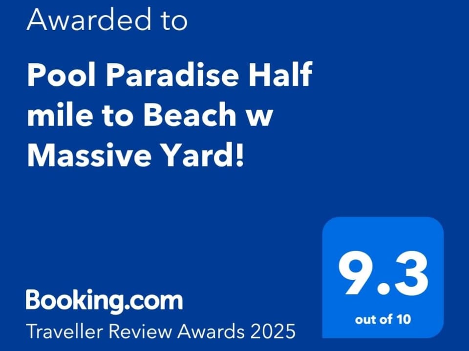 Pool Paradise Half mile to Beach w Massive Yard! Villa in Hollywood