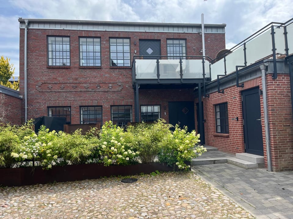 Inner courtyard view