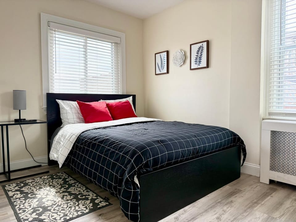 Bed, Bedroom, internet