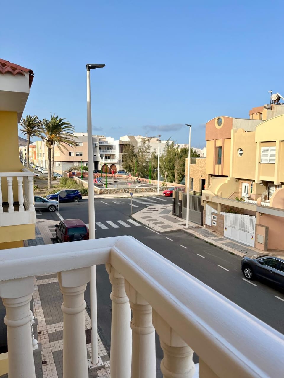 Neighbourhood, View (from property/room), Location