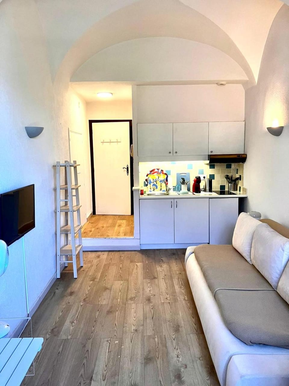 Studios - Menton Old Town - near the beach and shops Apartment in Menton
