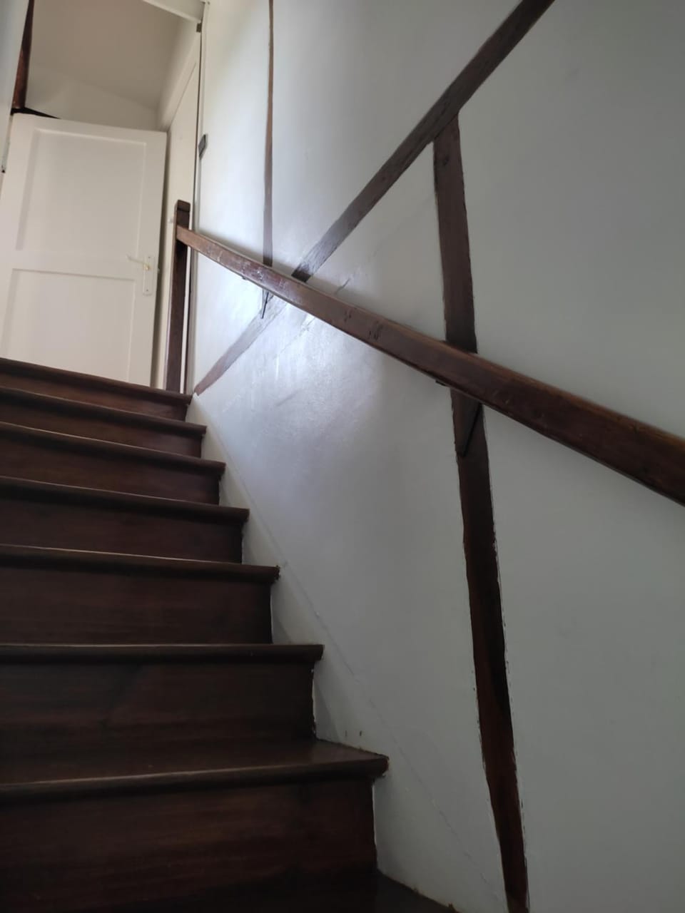 Les Glycines House in Fontainebleau