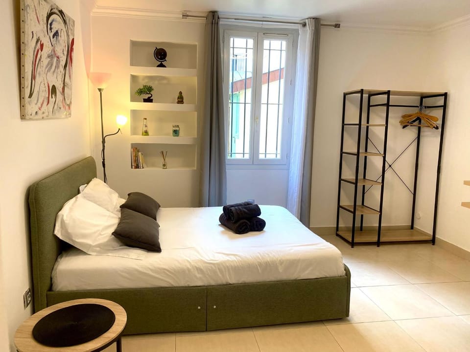 Bed