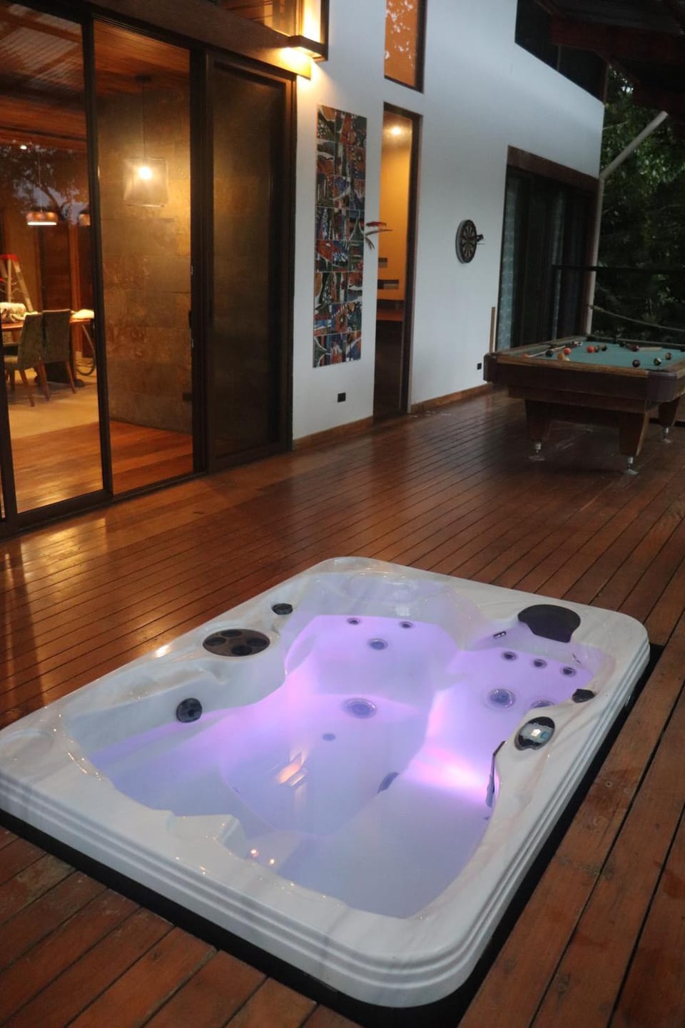 Hot Tub, Hot Tub
