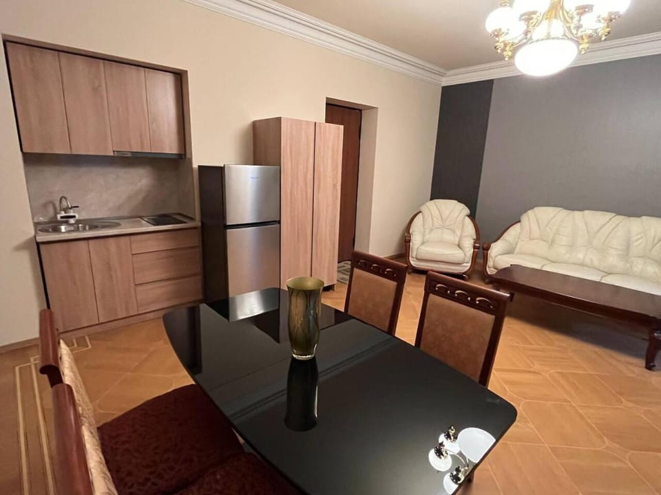 Kitchen or kitchenette, Living room, Seating area, Dining area, wardrobe