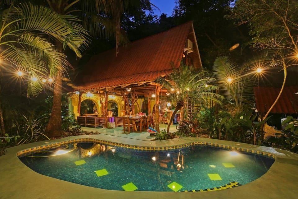 Facade/entrance, Swimming pool