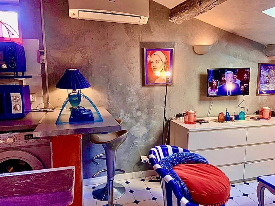 Appartement de Luxe ," L ' ATELIER "au Cœur d'Aix-en-Provence Apartment in Aix-en-Provence