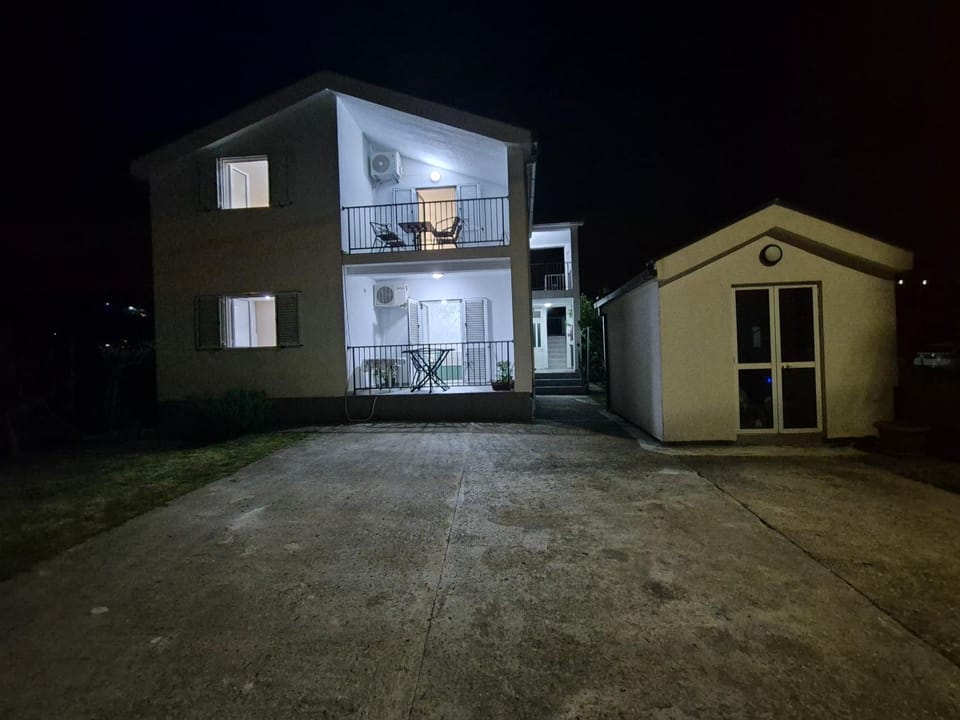 Property building, Night