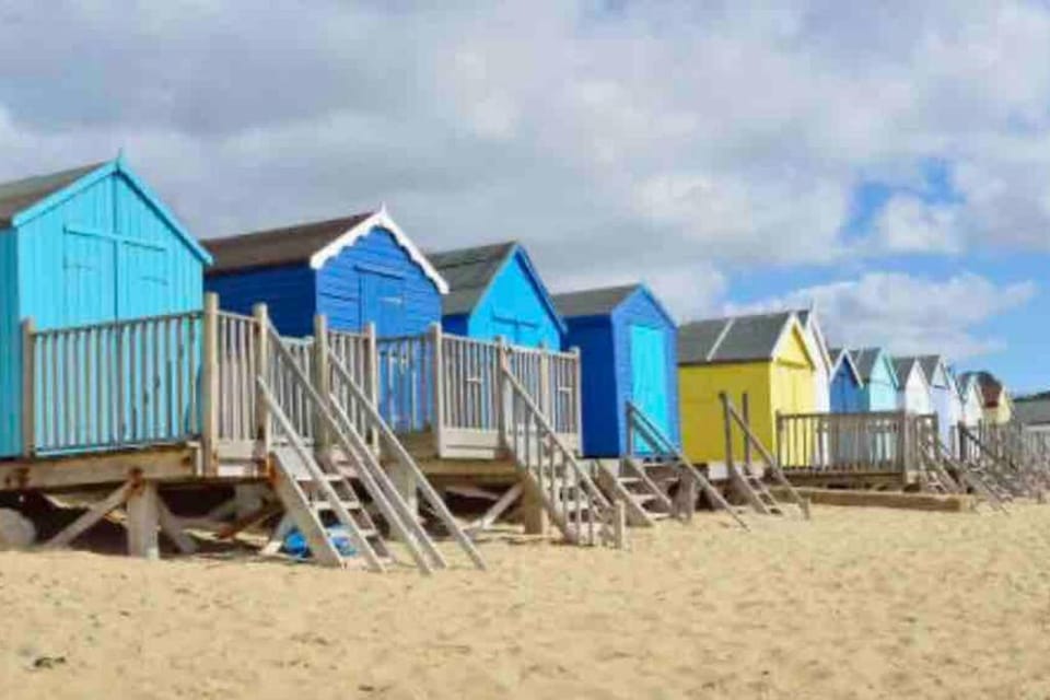 Beautiful Spacious Beach Home Newly Renovated House in Felixstowe