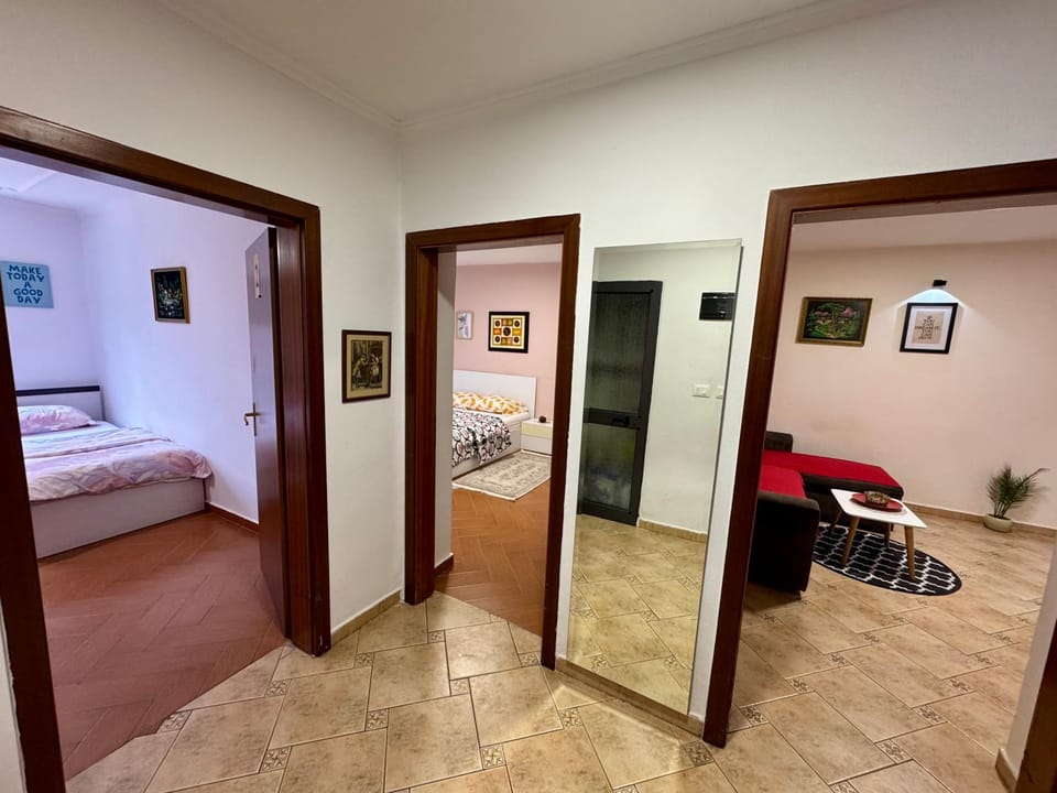 Skerdi’s Apartment - City Center Apartment in Tirana