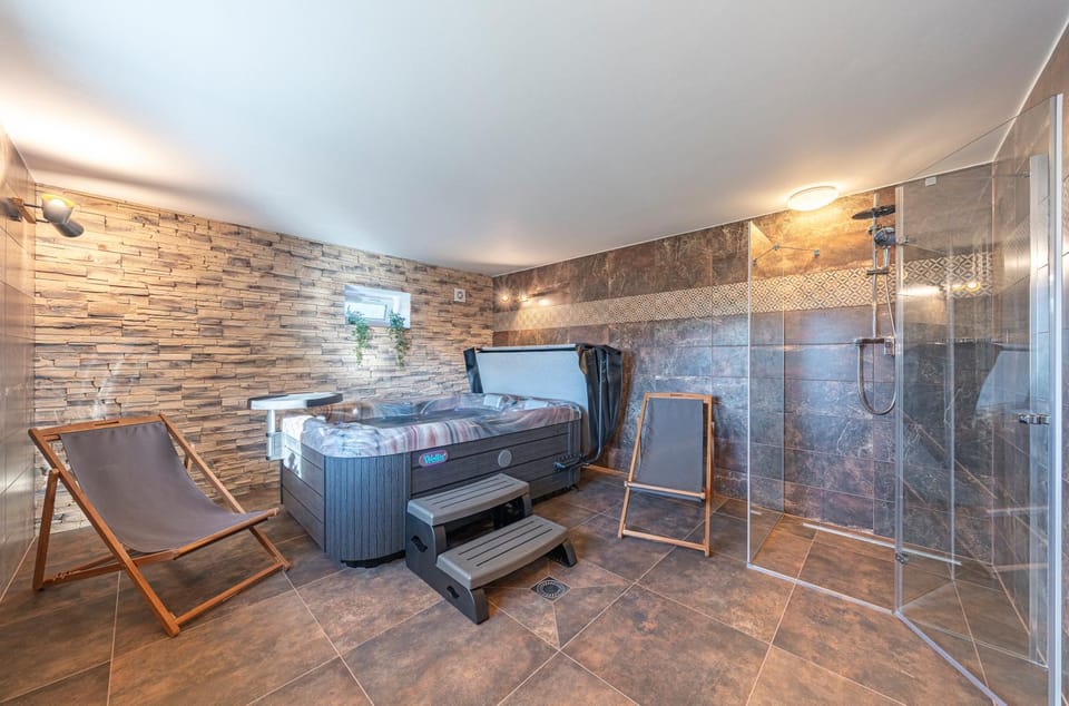 Wellness Chata Panorama Chalet in Czechia