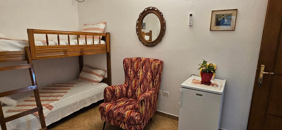Bed, Photo of the whole room, Bedroom, bunk bed, wardrobe