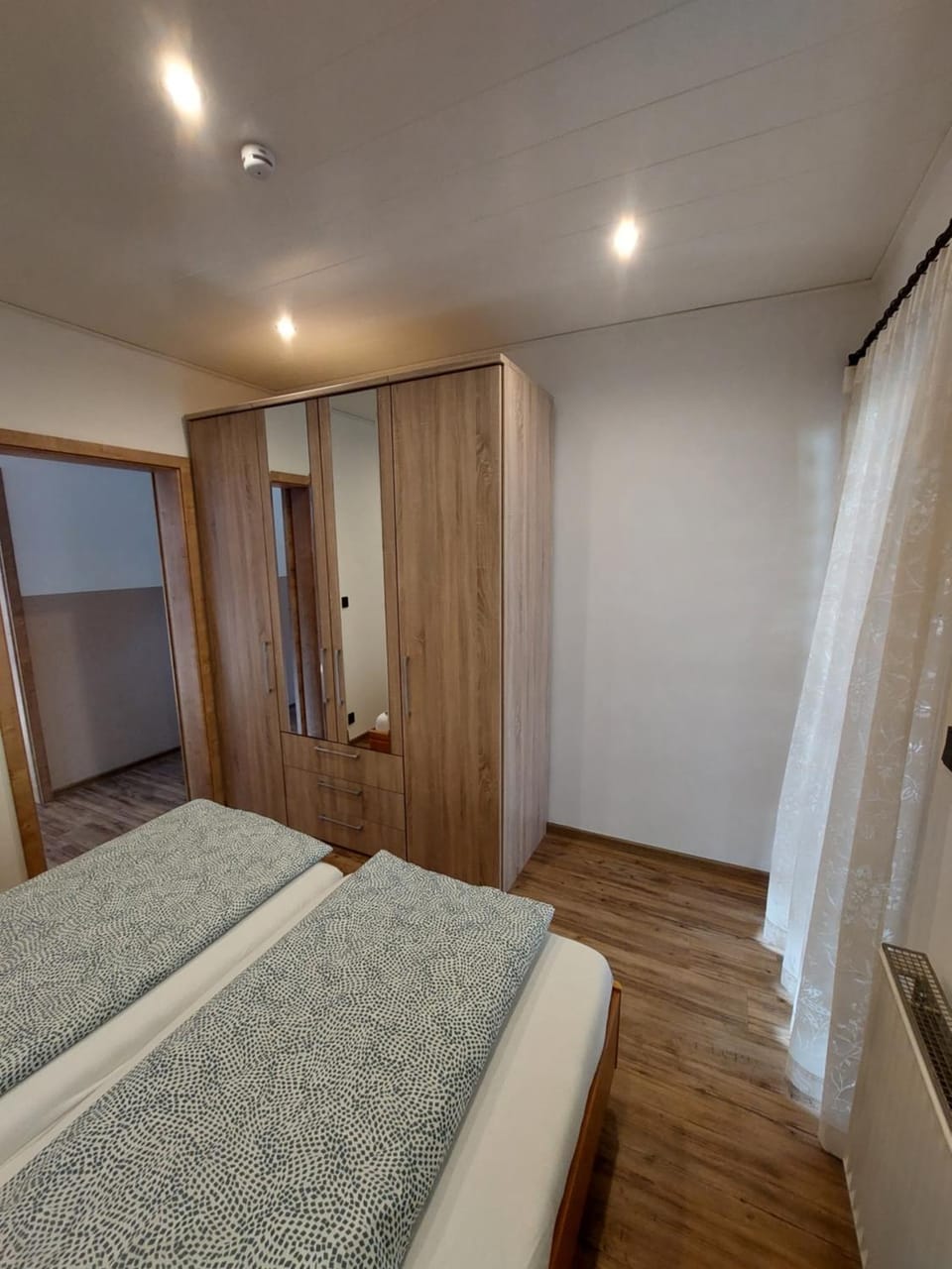 Bed, Photo of the whole room, Bedroom, wardrobe
