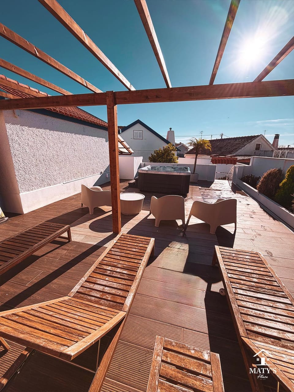 Garden, Hot Tub