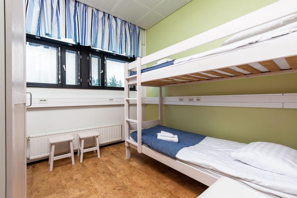 bunk bed