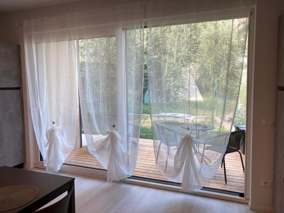 La Casa sul Lago Apartments - Lemon Tree Apartment Apartment in Limone Sul Garda