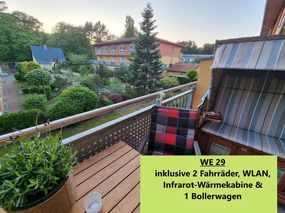 View (from property/room), Balcony/Terrace, Garden view