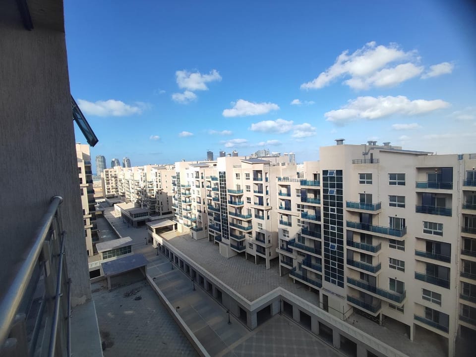 Day, Neighbourhood, Balcony/Terrace, Quiet street view