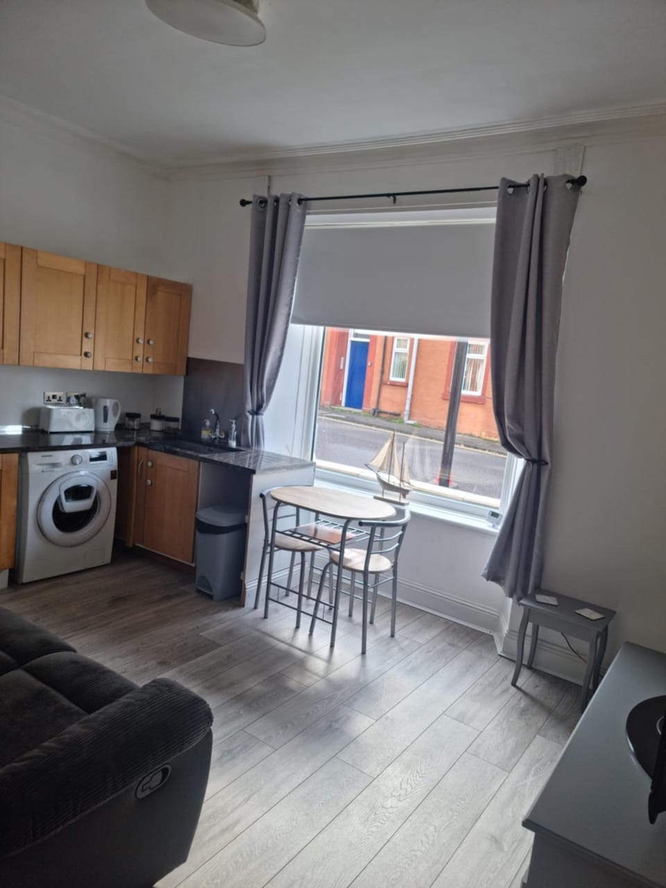 Kitchen or kitchenette, Living room, Seating area, Dining area, minibar, pet friendly, washing machine