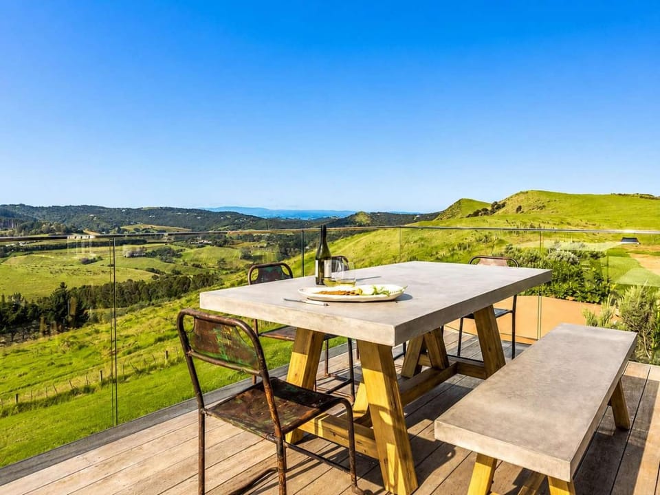 Overview - Stay Waiheke House in Auckland Region