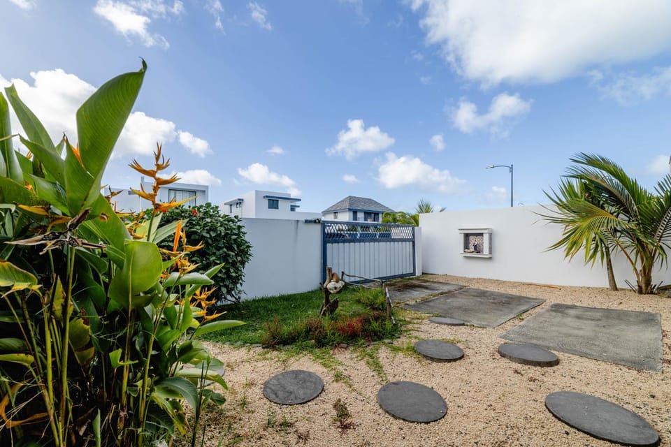 Garden, Garden view