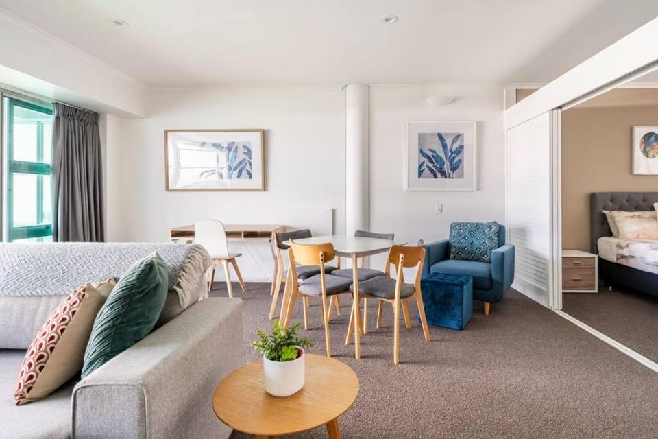 The Wharfside Suite - Auckland CBD Waterfront Apartment in Auckland