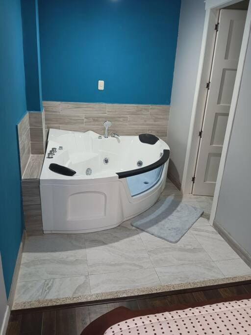 Departamento Doble con Jacuzzi Apartment in Cuenca