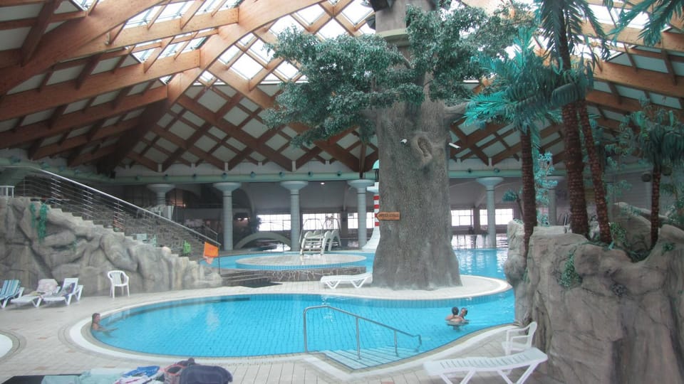 Swimming pool