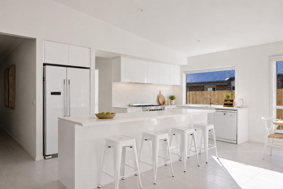 Kitchen or kitchenette, Dining area, dishwasher