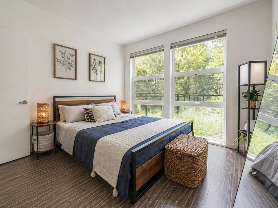 Bed, Bedroom