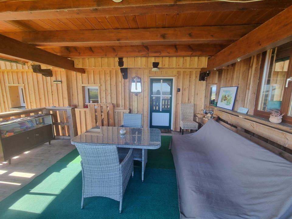Kuscheliges Blockhaus in Alleinlage mit Traumaussicht House in Styria