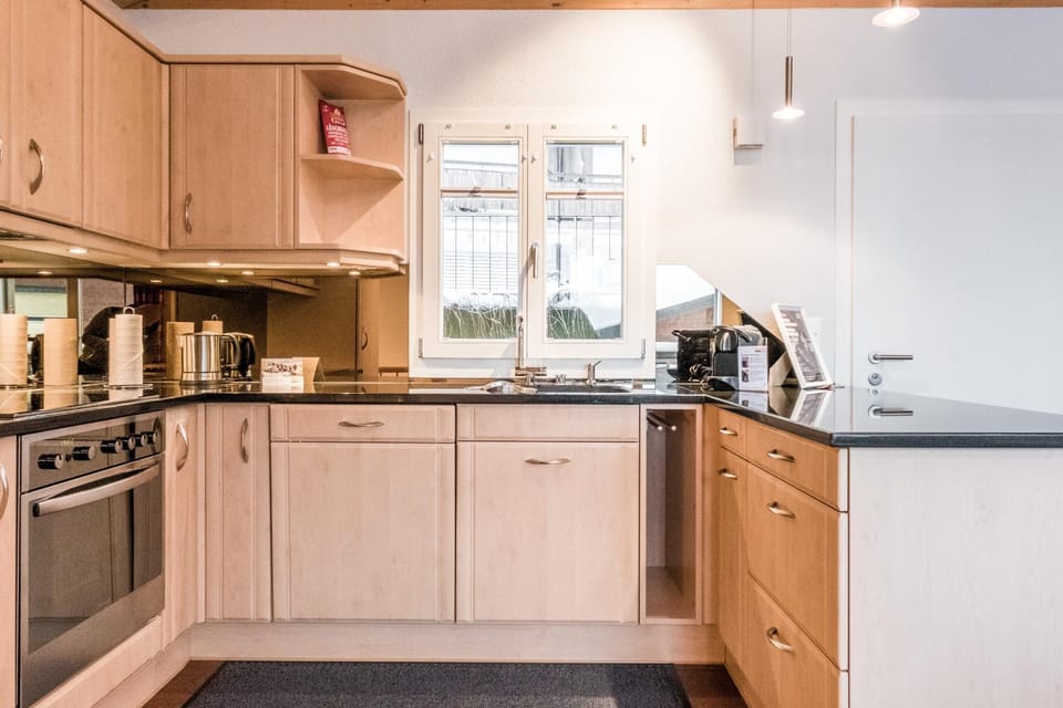 Coffee/tea facilities, Kitchen or kitchenette, dishwasher, pet friendly, stove