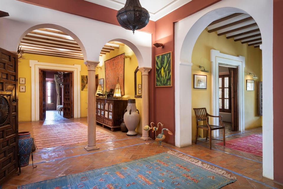 Lobby or reception, Decorative detail