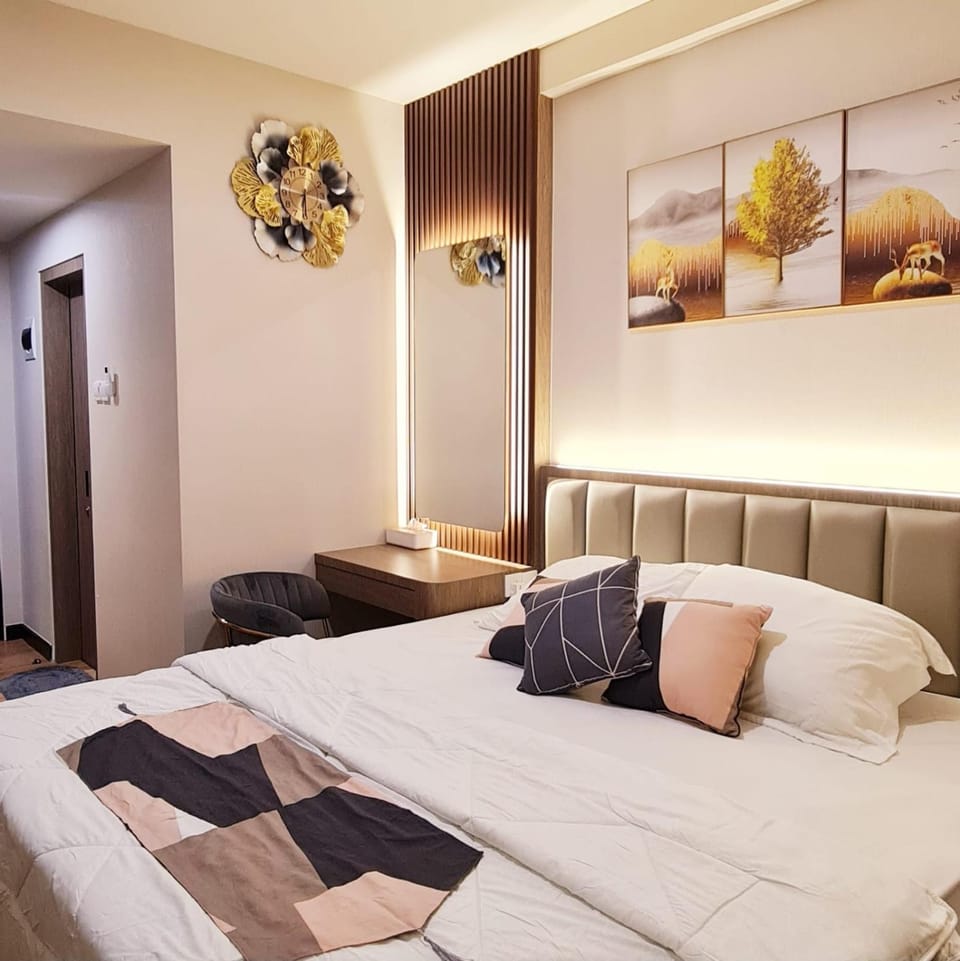 Bed, Bedroom