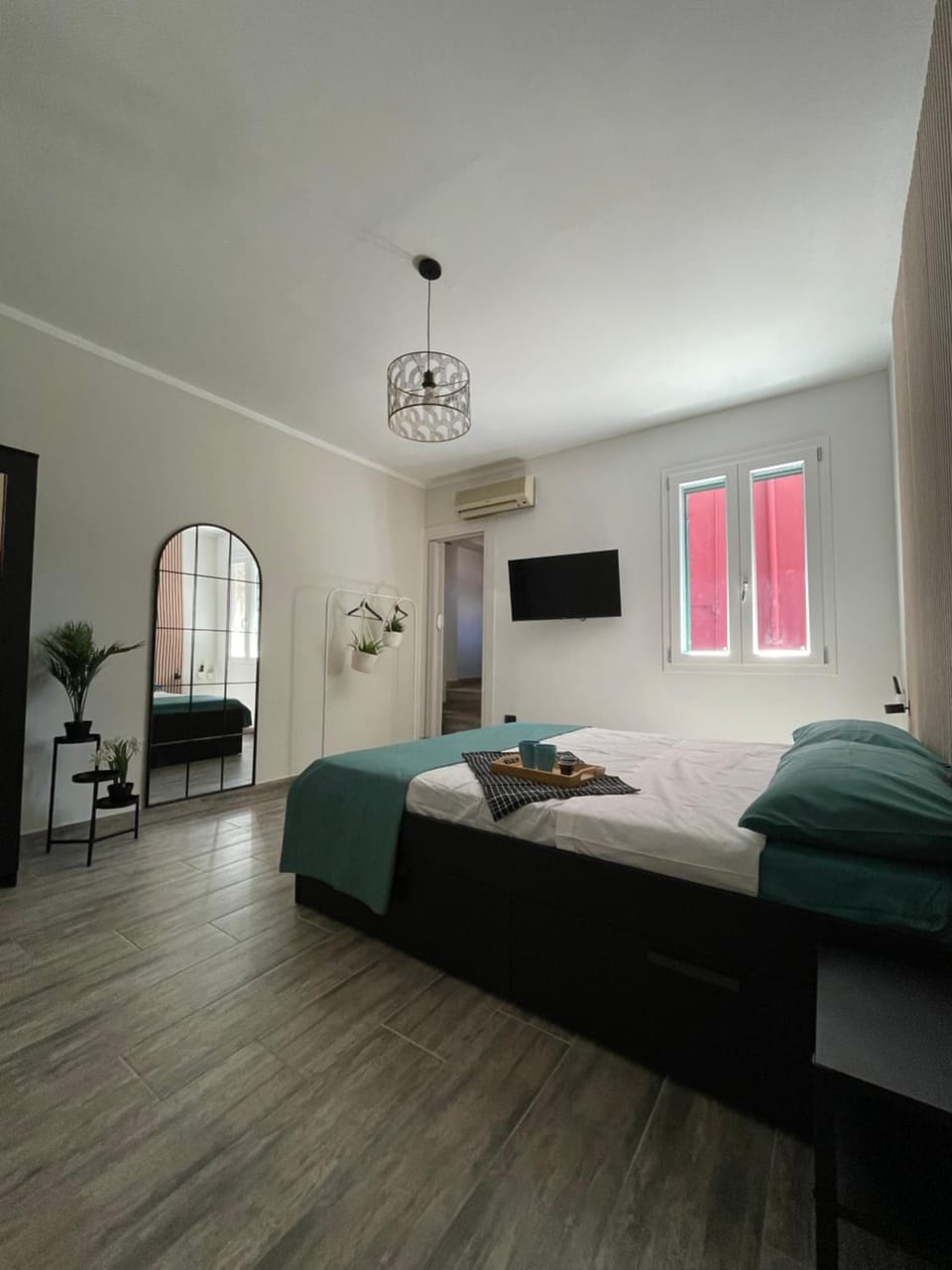 TV and multimedia, Bedroom, air conditioner
