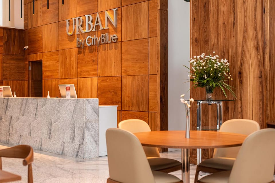 Restaurant/places to eat, Lobby or reception