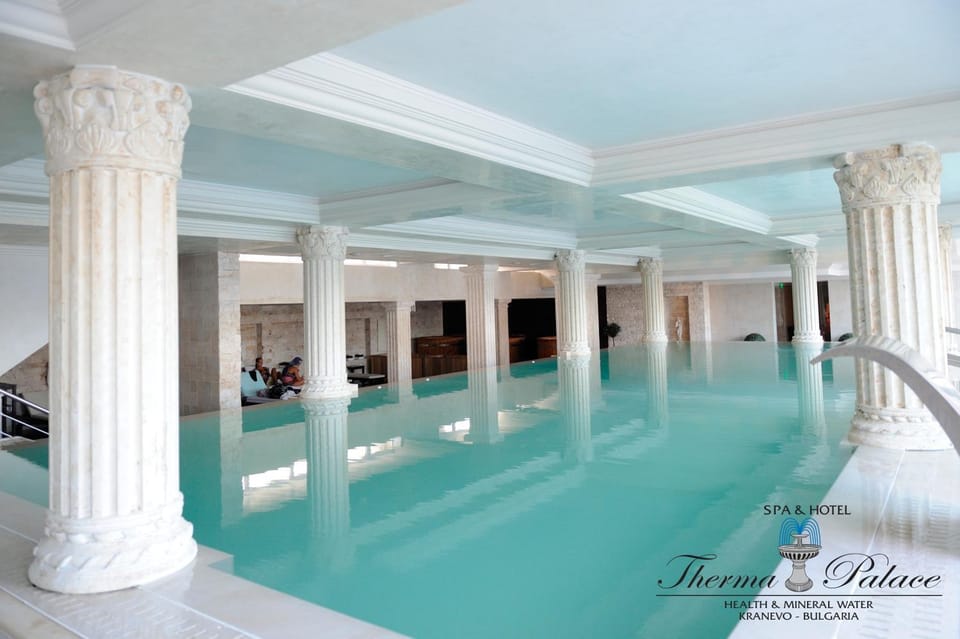 Swimming pool, Swimming pool
